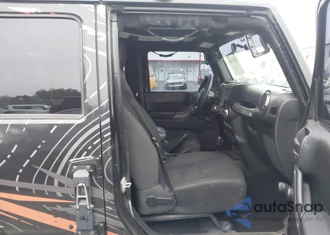 2016 Jeep Wrangler Unlimited Sport z USA, uszkodzony, nr VIN 1C4BJWDG0GL117702